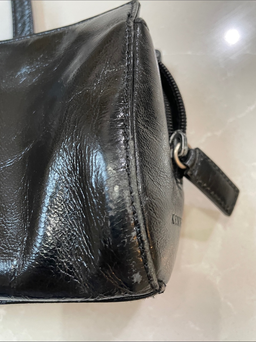 Vintage Kenneth Cole Classic Black Leather Shoulder Bag with Dual Straps - Picture 3 of 10